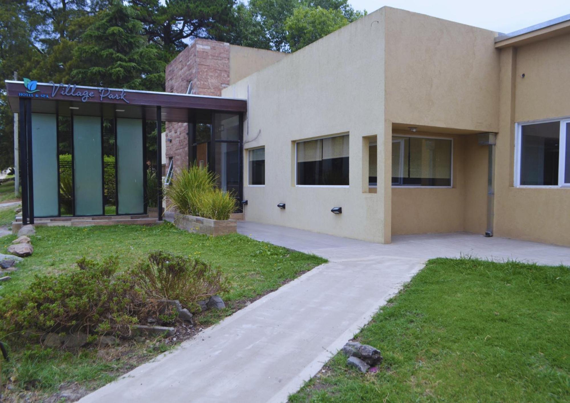 Village Park Tandil Exterior photo